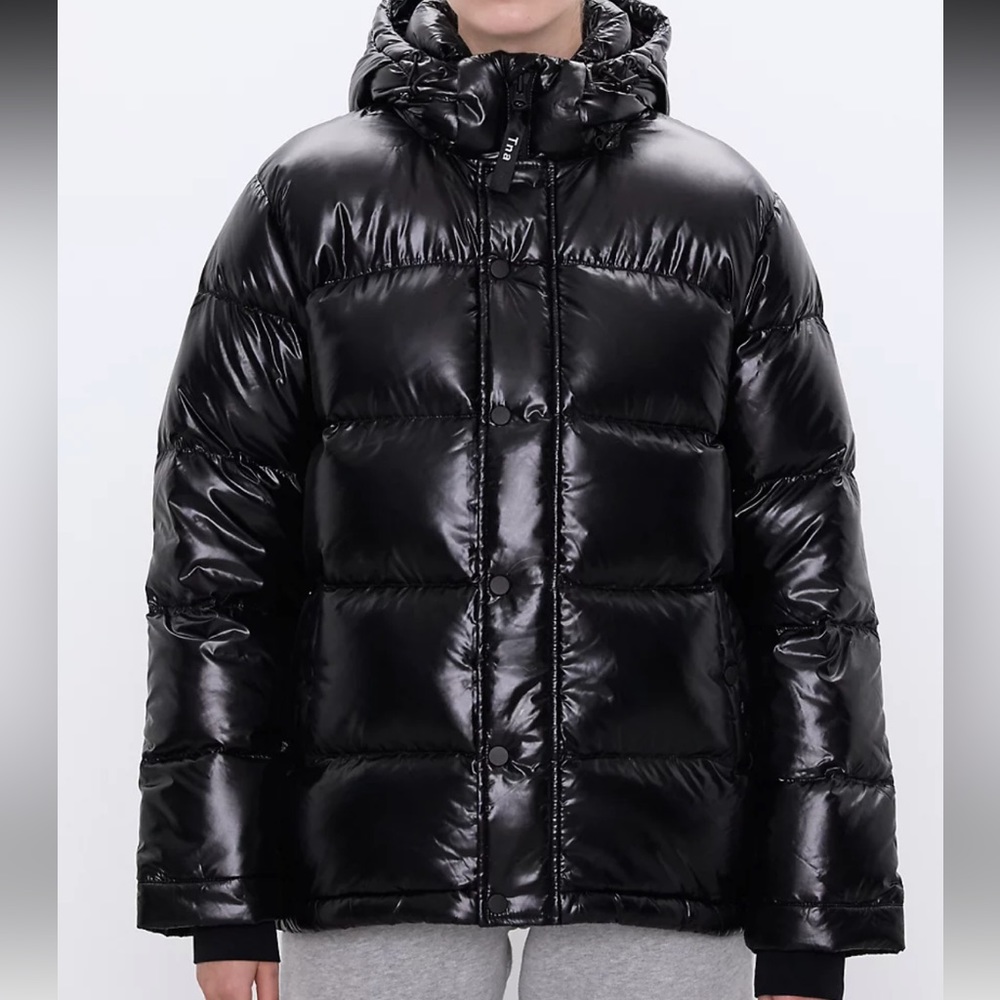 Aritzia Black Shiny Superpuff